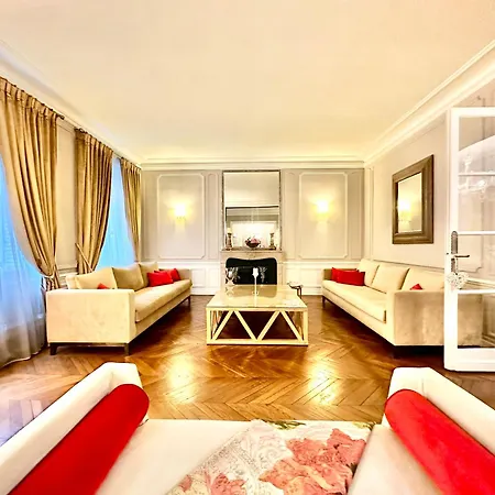 Апартаменты Royal 240 M2 Trocadero Eiffel Towel